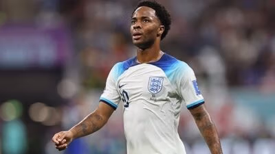 Raheem Sterling jogando pela Inglaterra na Copa do Mundo de 2022