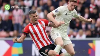 Granit Xhaka faz uma entrada em Elliot Anderson