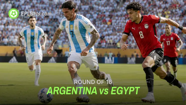 Rodrigo De Paul of Argentina skipping past Emam Ashour of Egypt in their World Cup clash